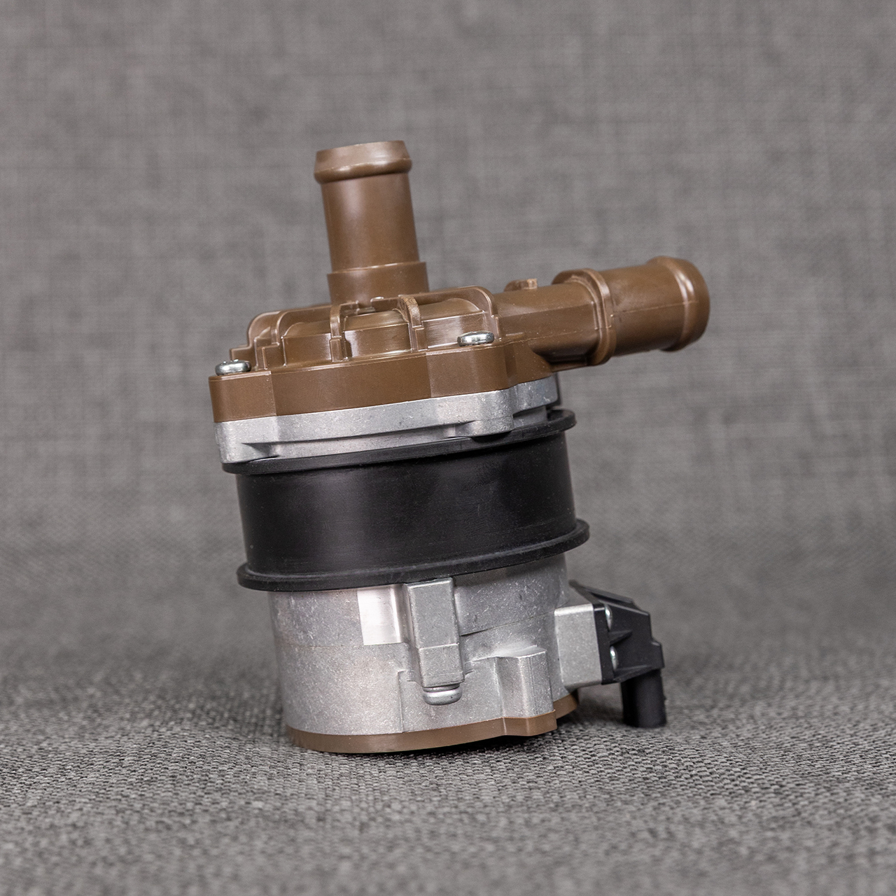 Water to Air Aftercooler Pump - Image 4